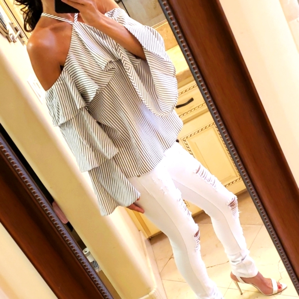 Express flouncy striped cold-shoulder blouse, XS - Picture 11 of 16